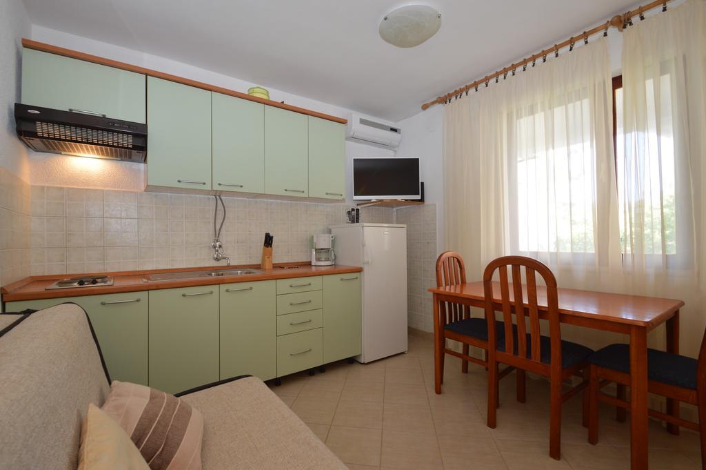 Apartment Vita มาลีโลชินจ์ ภายนอก รูปภาพ