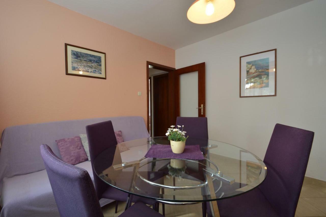 Apartment Vita มาลีโลชินจ์ ภายนอก รูปภาพ