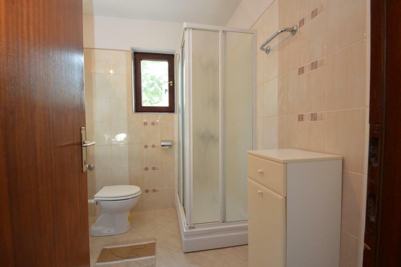 Apartment Vita มาลีโลชินจ์ ภายนอก รูปภาพ